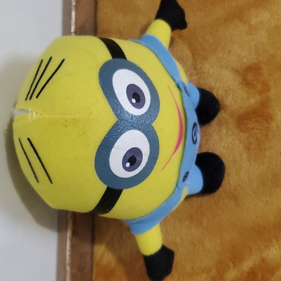 Minion Plust toy 6inch - Picture 3 of 7